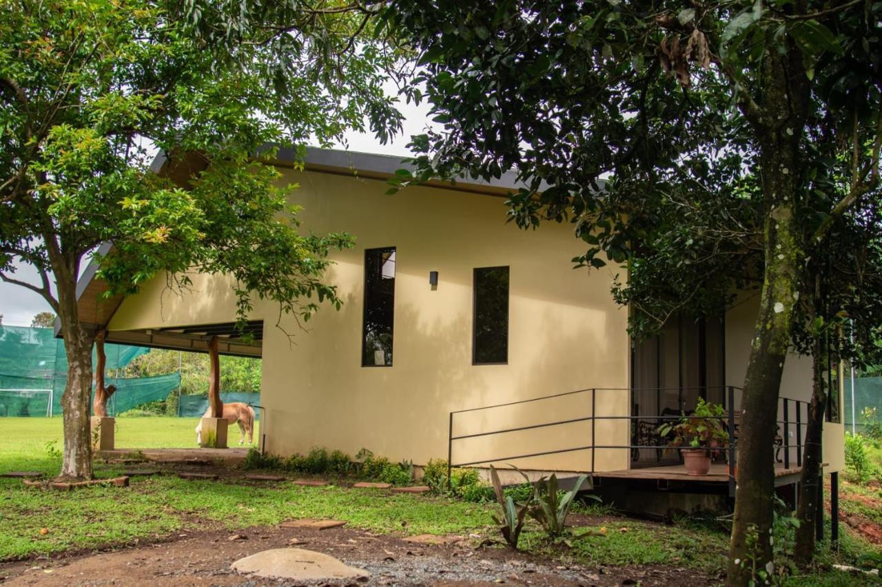 شقة Modern Loft Inside A Beautiful Farm General Viejo المظهر الخارجي الصورة