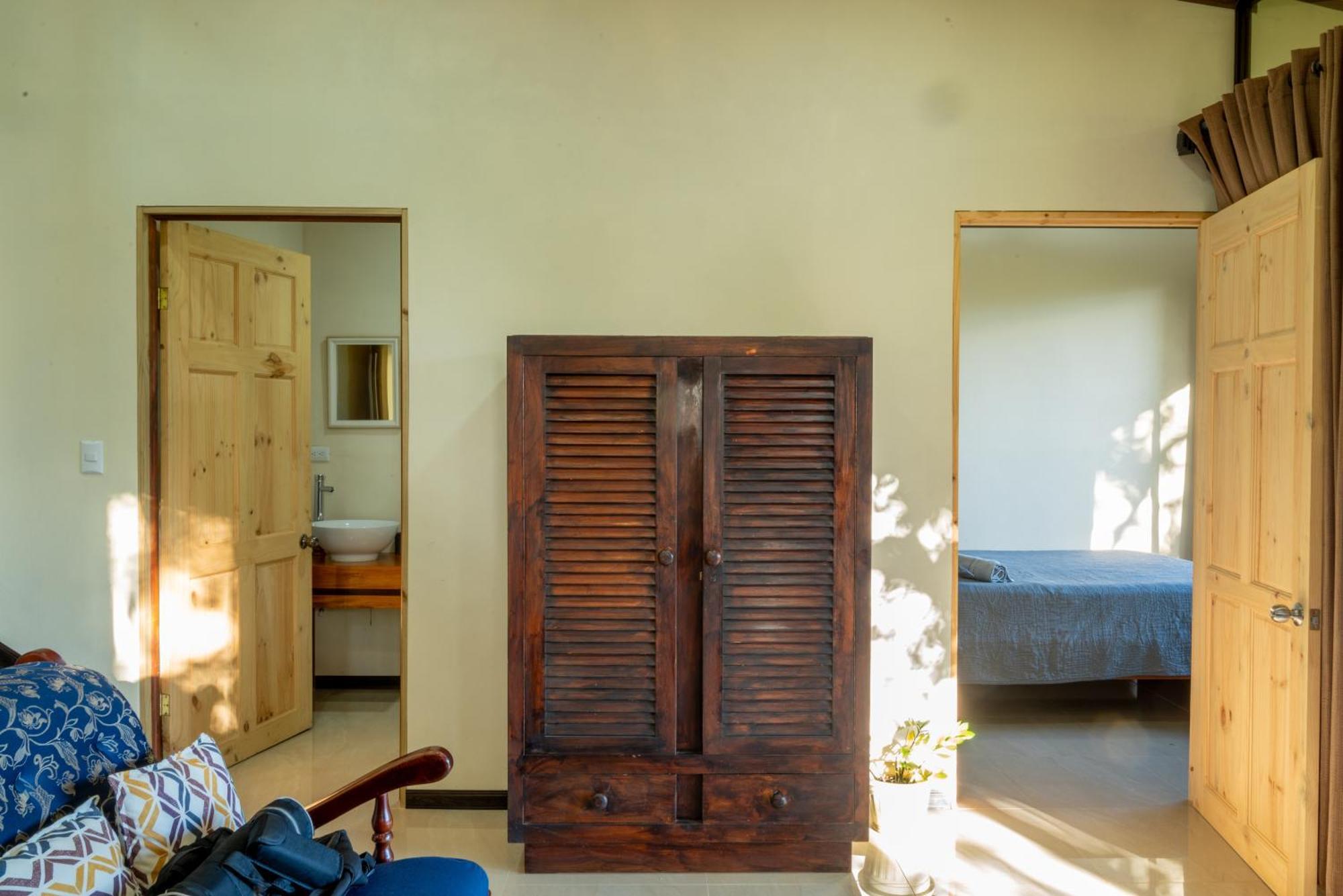 شقة Modern Loft Inside A Beautiful Farm General Viejo المظهر الخارجي الصورة