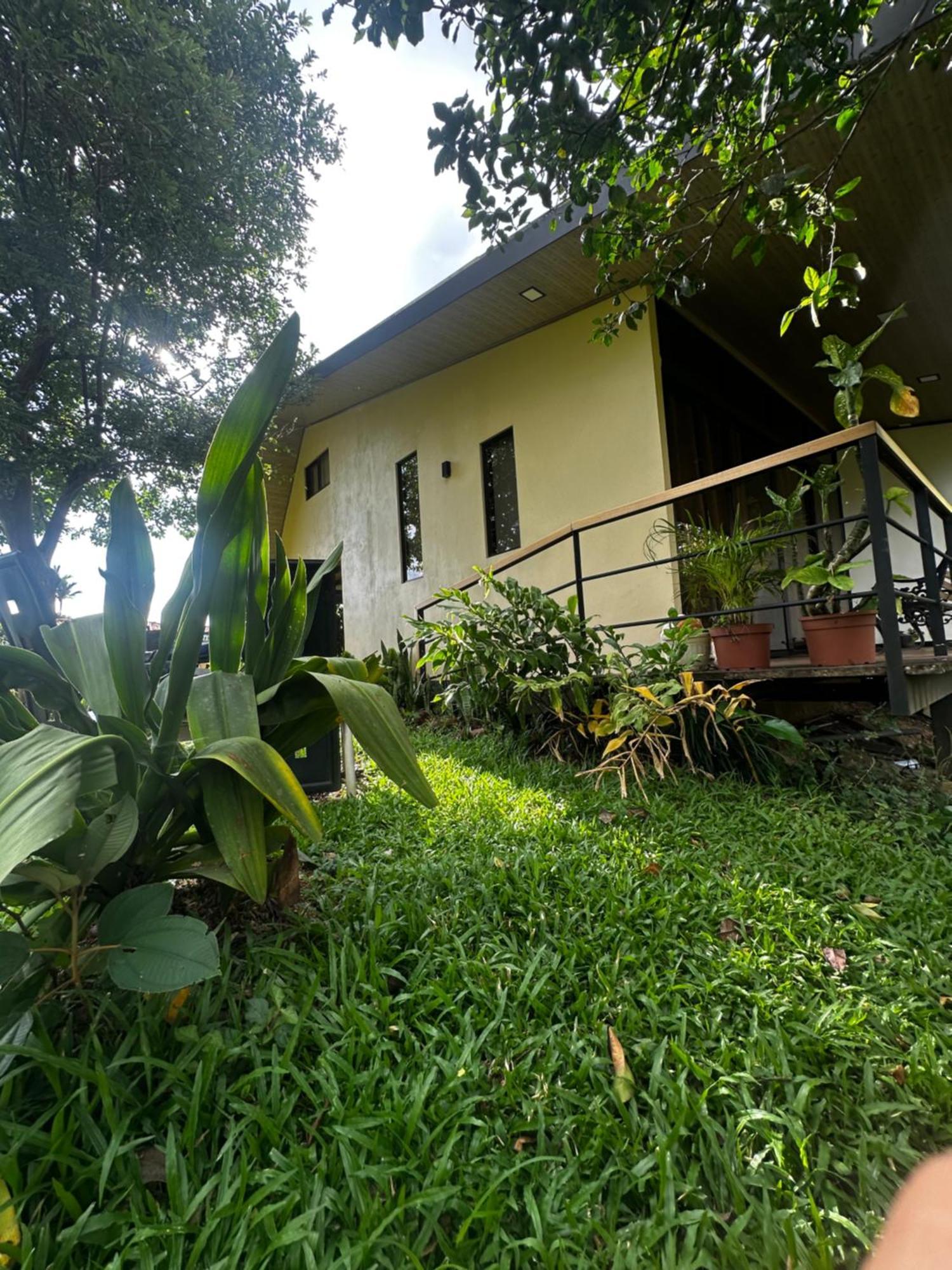 شقة Modern Loft Inside A Beautiful Farm General Viejo المظهر الخارجي الصورة